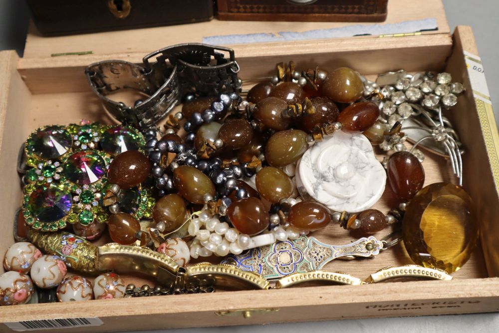 A group of costume jewellery, watches, small boxes and cases